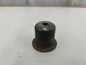 1960 Cessna 210 A 150 172 182 Nose Wheel Axel Bolt Ferrule cap 0543001